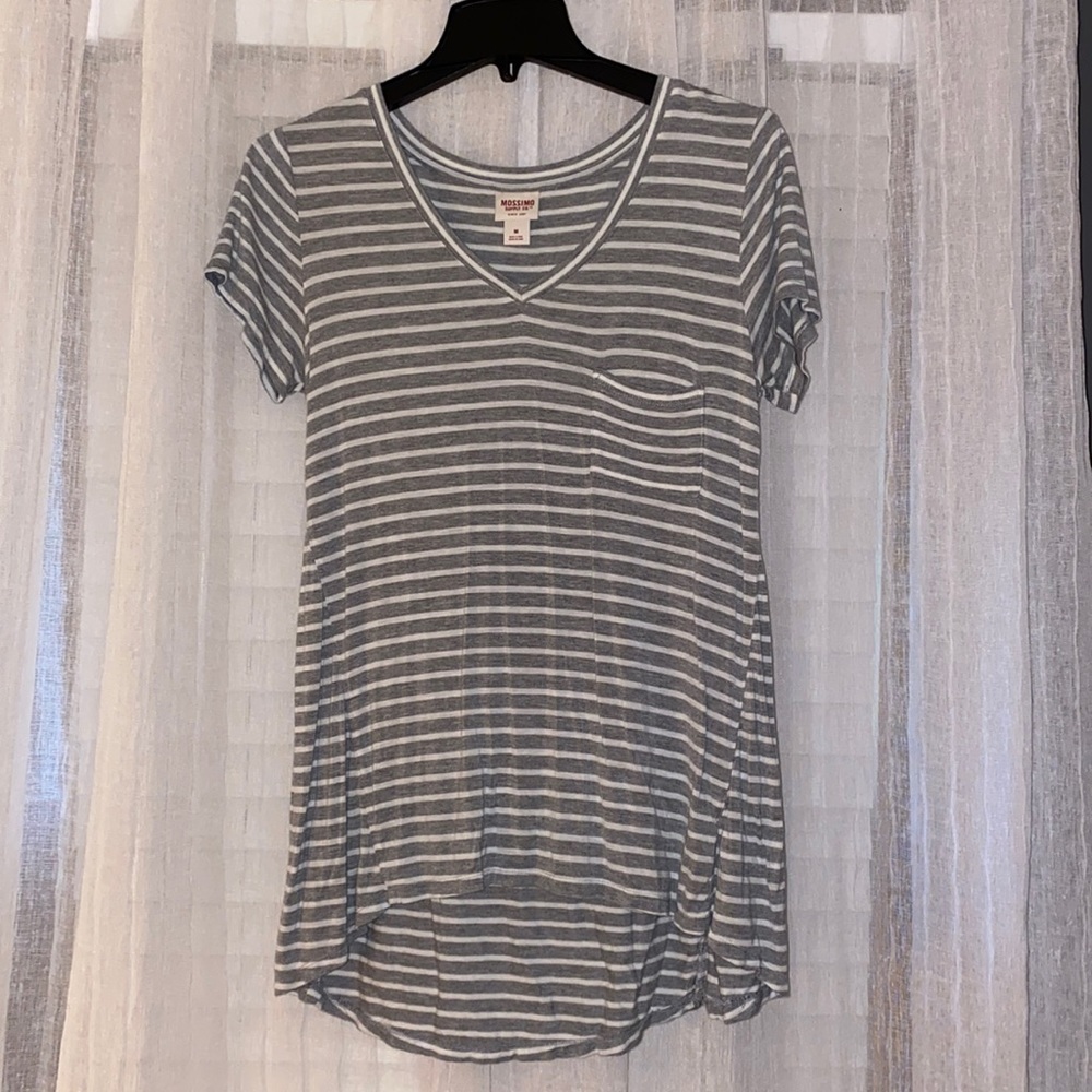 Long v-neck